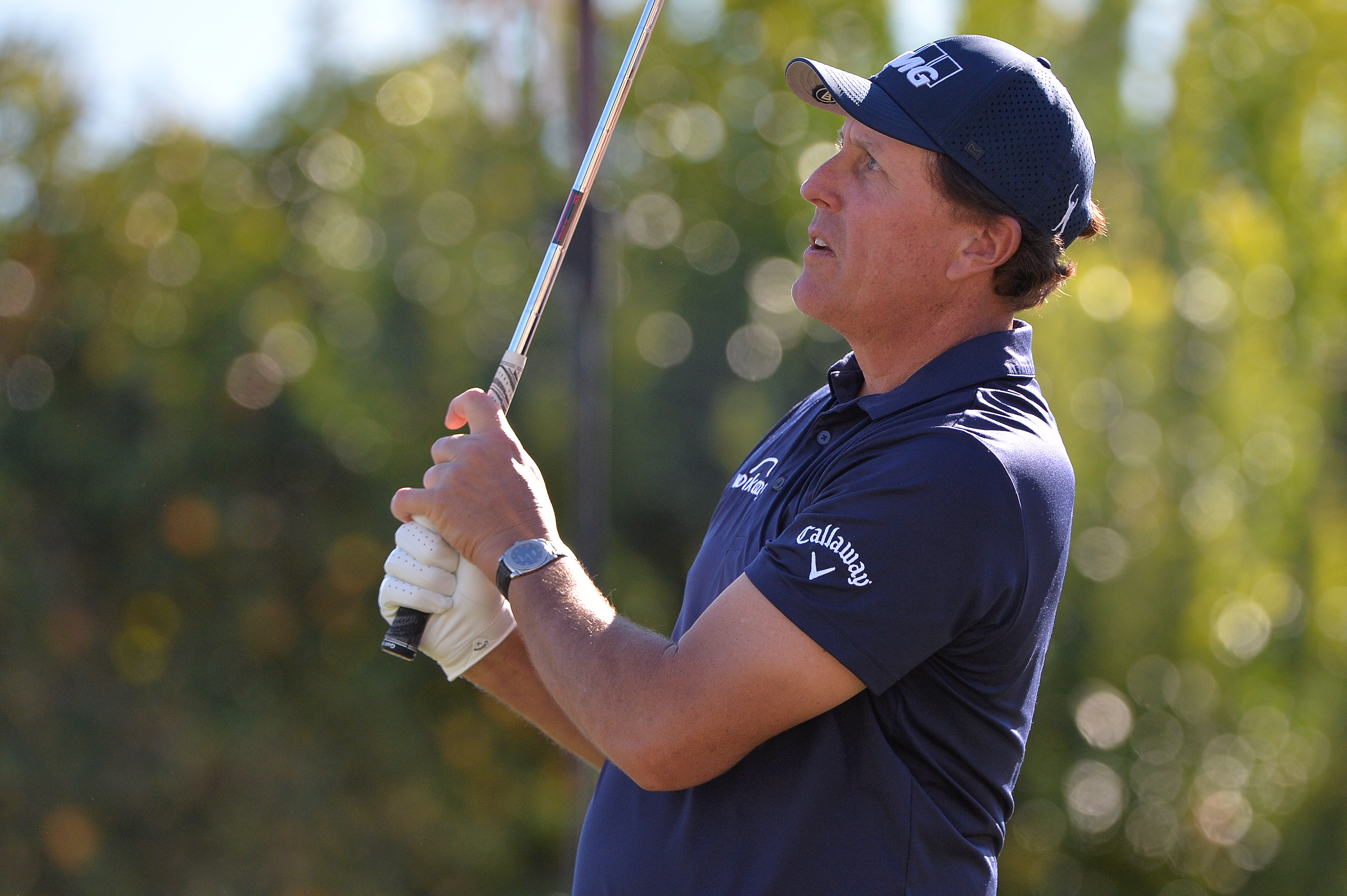 Phil Mickelson holds talks with Saudi backers of Premier Golf League