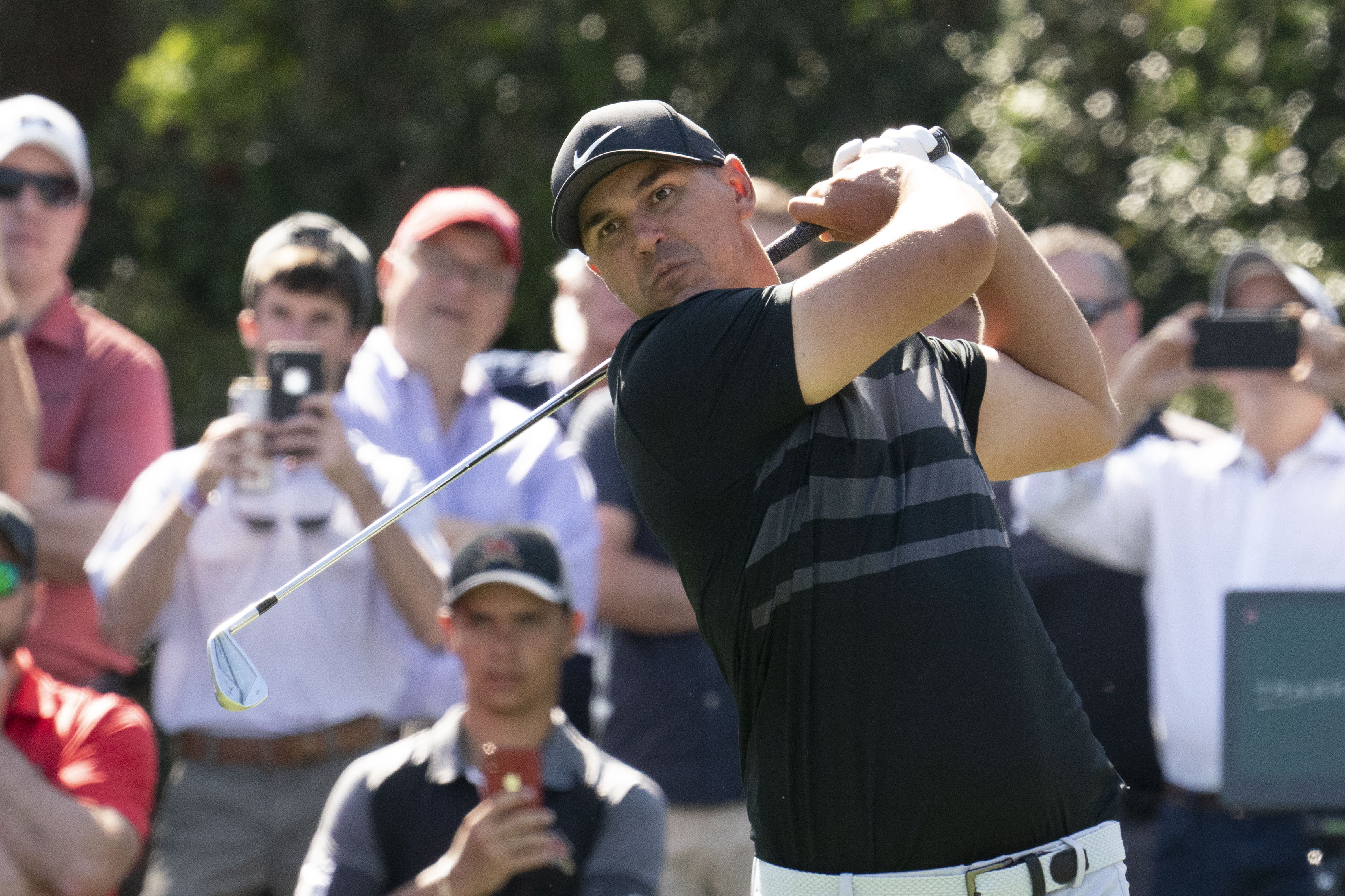 95% of GolfMagic readers say coronavirus won't stop them playing golf