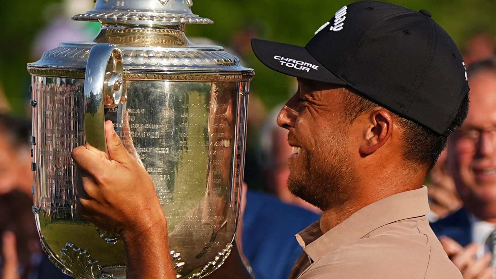 Xander Schauffele wins the 2024 PGA Championship 