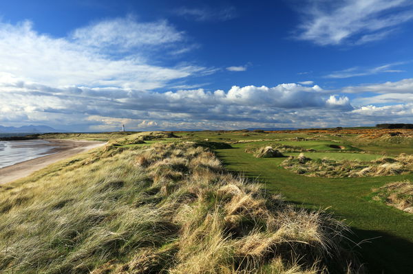 The run along the coast on the Ailsa remains a showpiece among Open venues