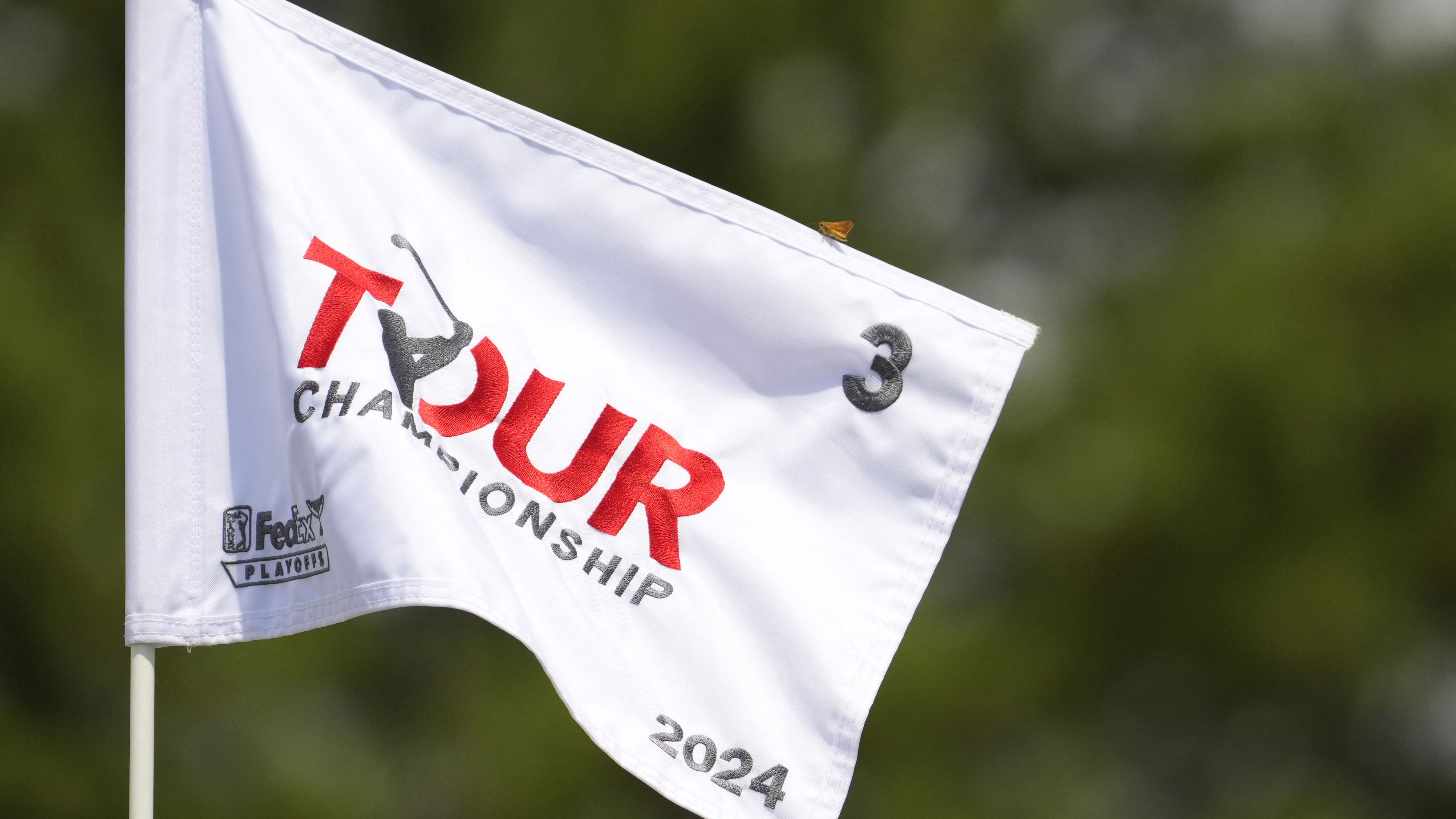 PGA Tour star to undergo knee surgery this week