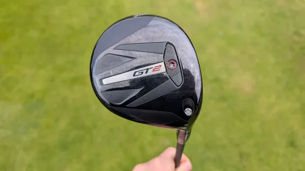 Titleist GT2