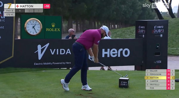 Tyrrell Hatton hit a tee box marker in R3