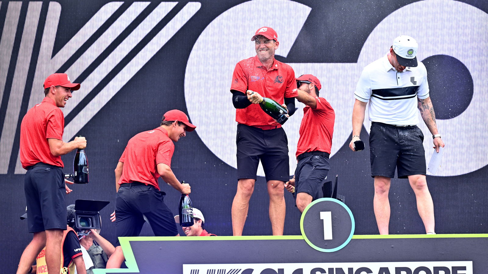 Sergio Garcia's Fireballs win again