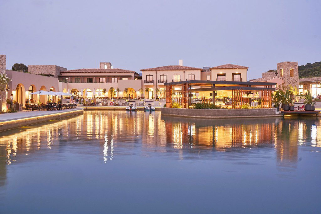 Costa Navarino 