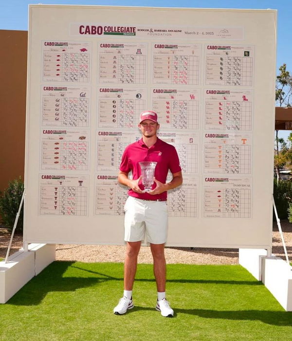 Weaver wins Cabo Collegiate title