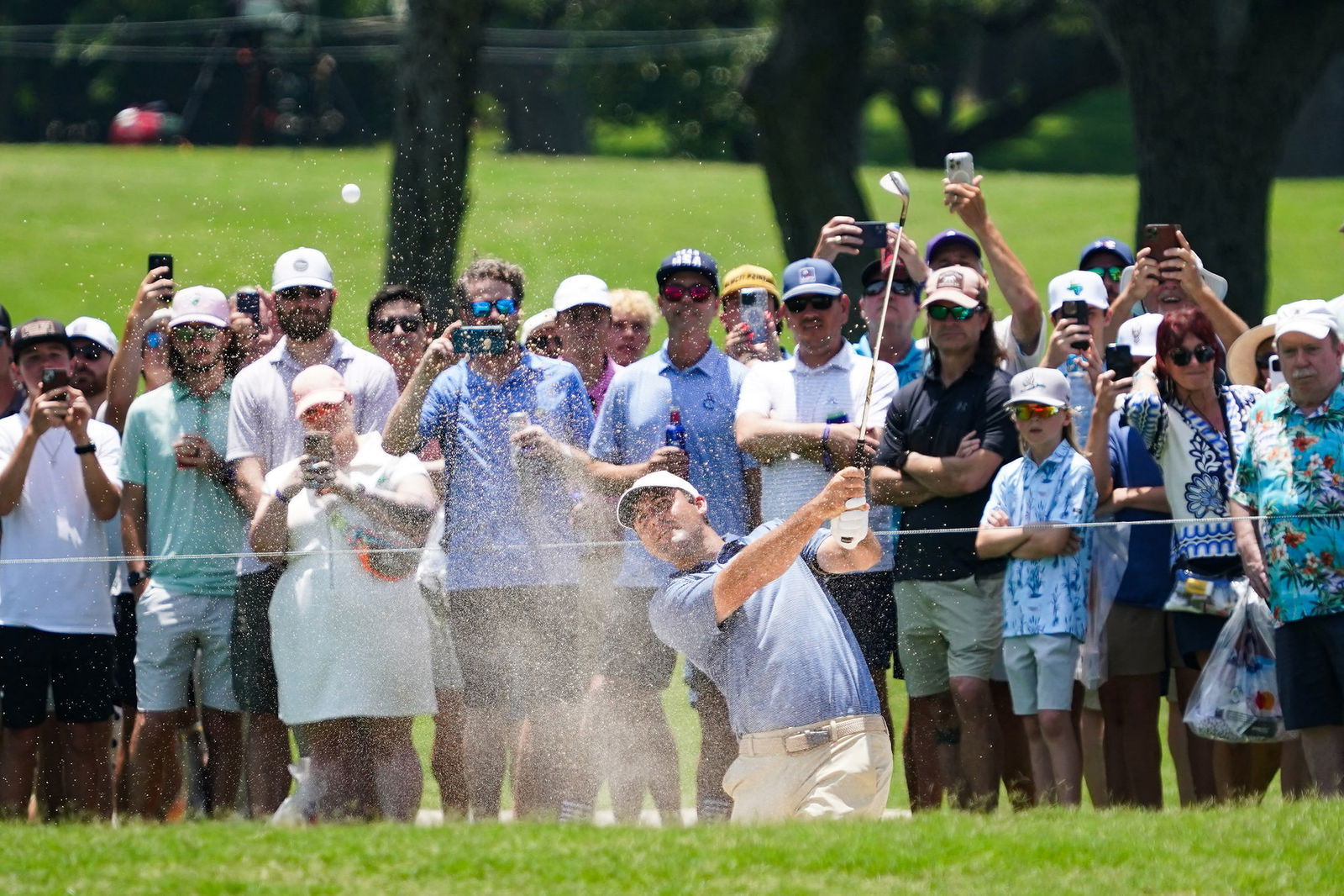 Scottie Scheffler on cut line after lacklustre second round at Charles  Schwab Challenge