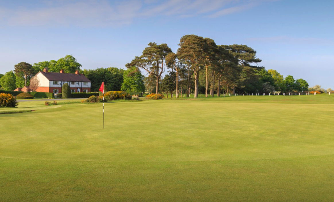 18th green [Ganton Golf Club]