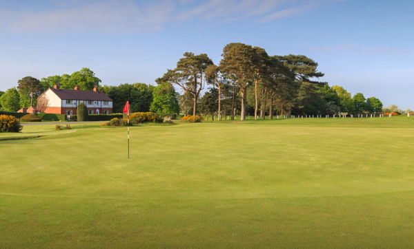 18th green [Ganton Golf Club]