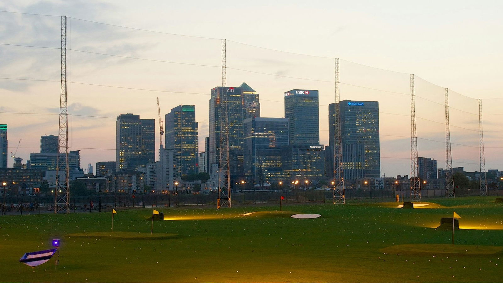 Greenwich Peninsula Driving Range