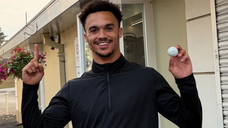 Antonee Robinson [Burhill GC]