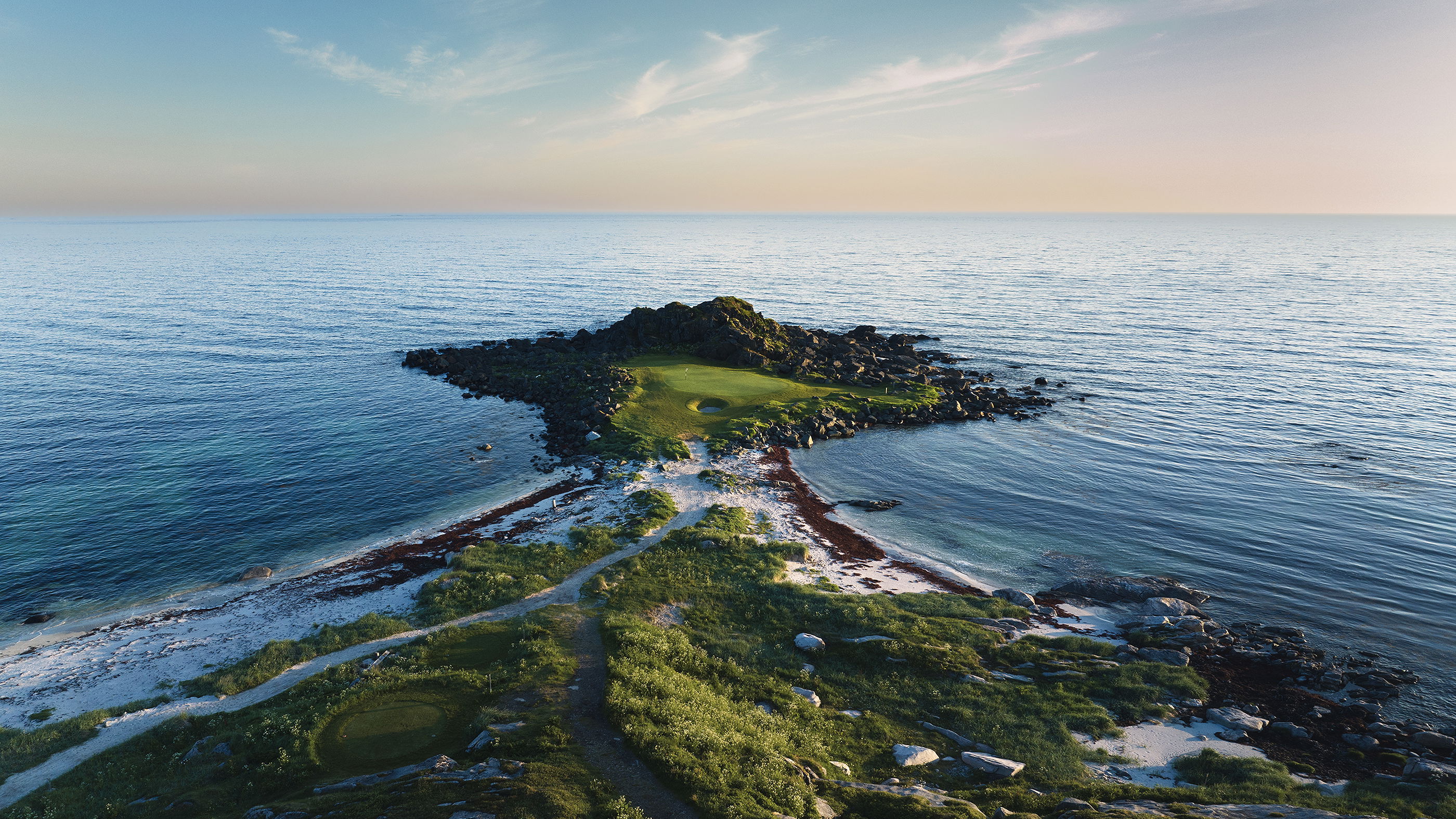 Lofoten Links