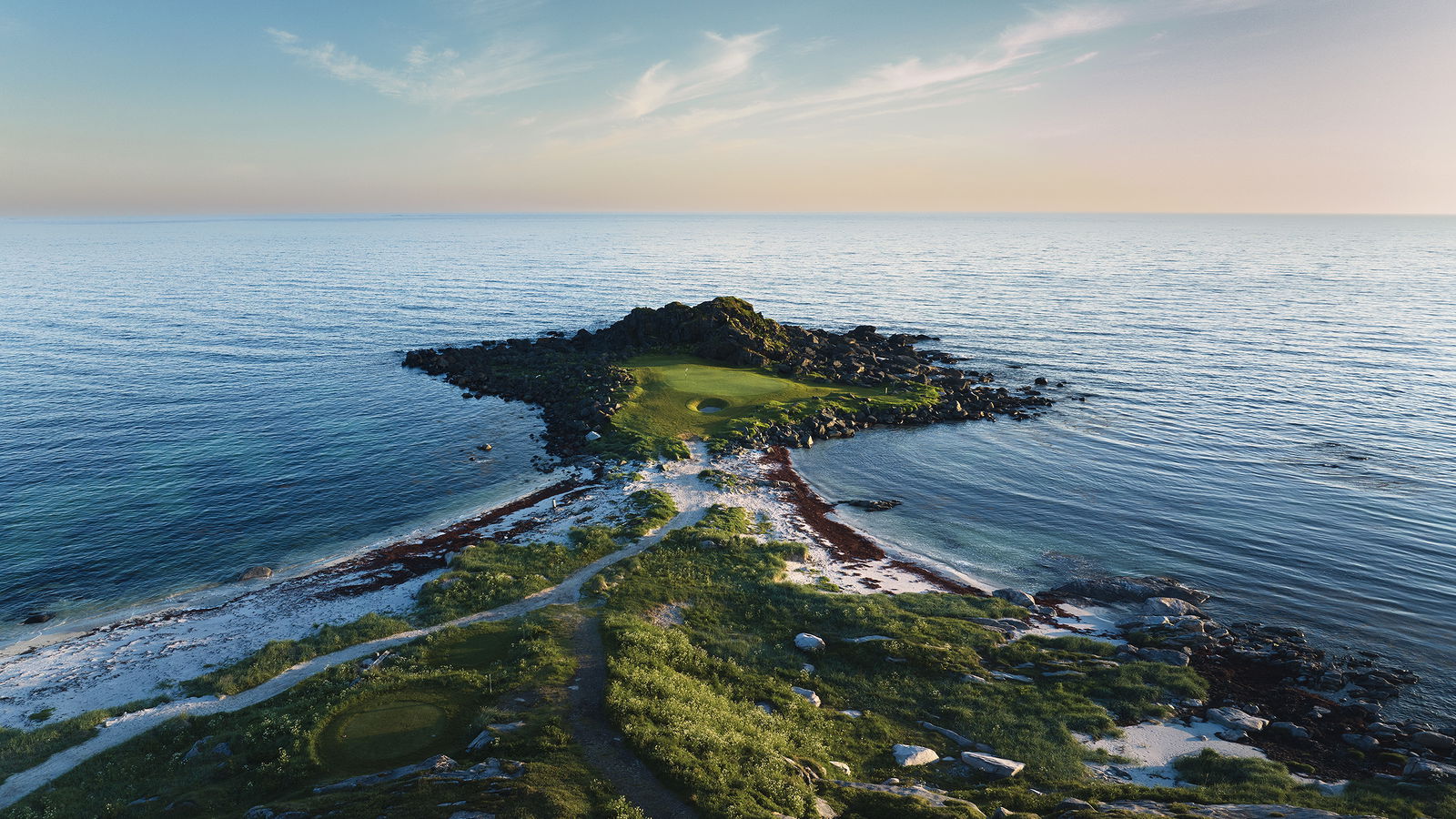 Lofoten Links