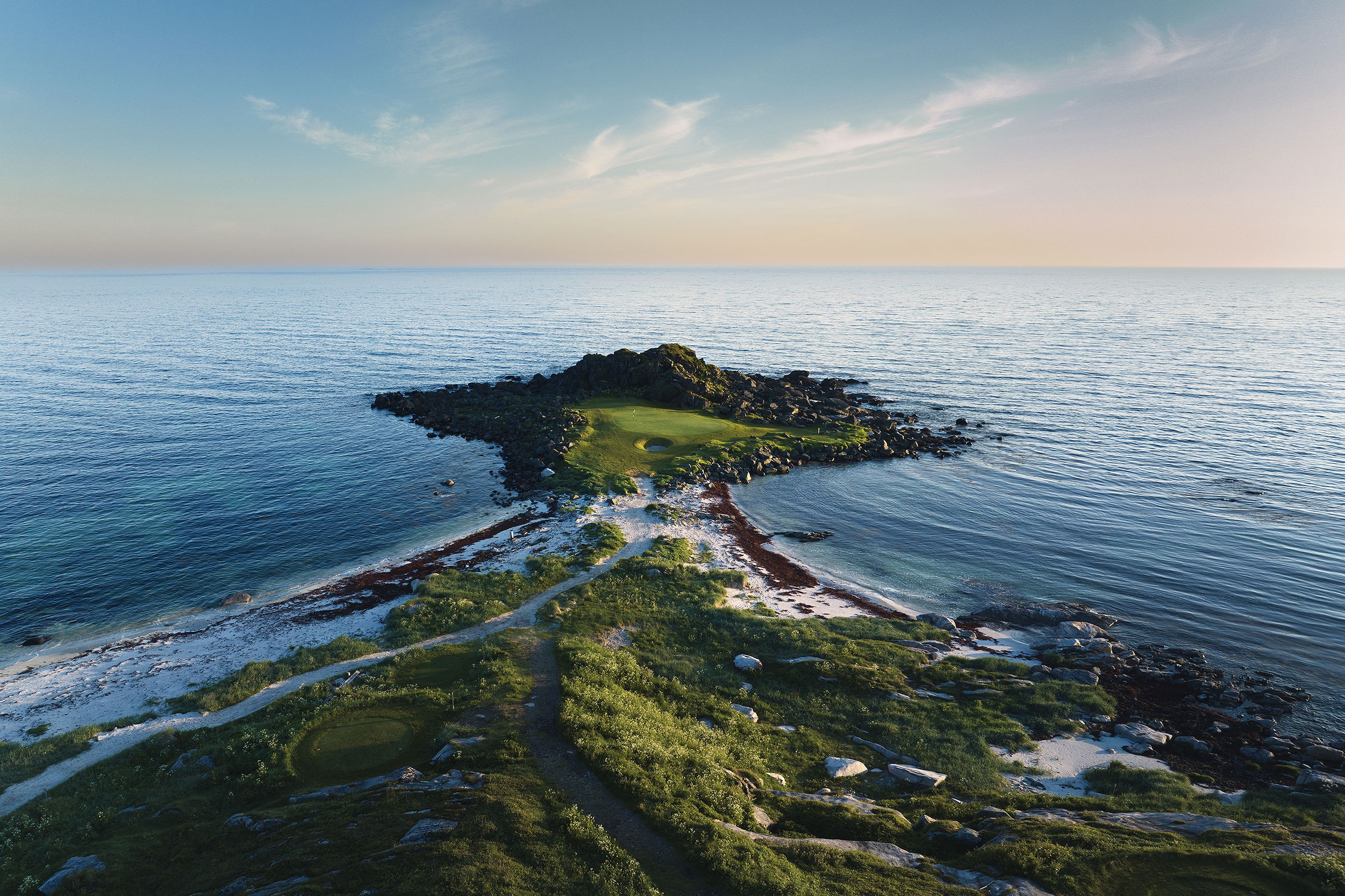 Lofoten Links