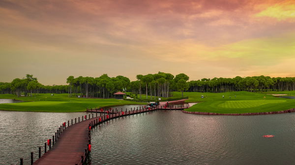 Sueno Golf Club