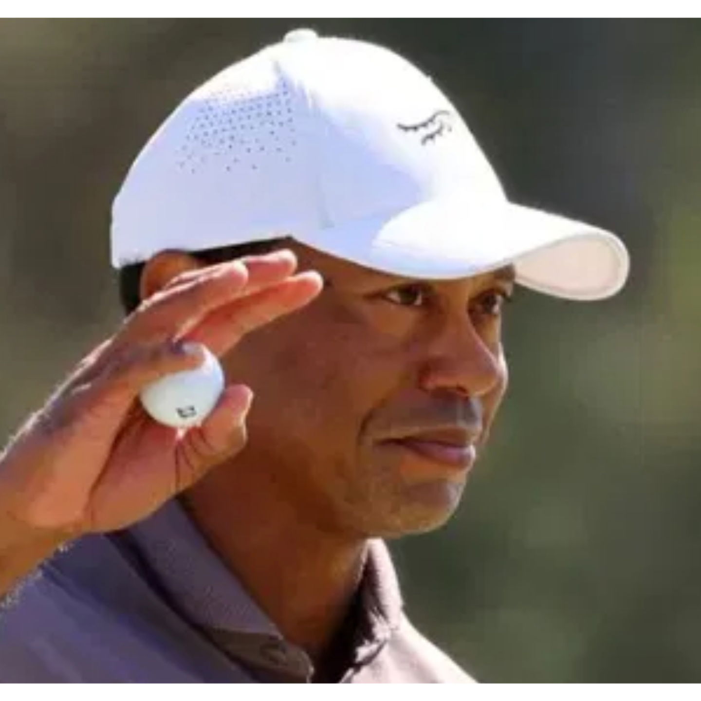 Tiger Woods buzzing with his new Bridgestone ball