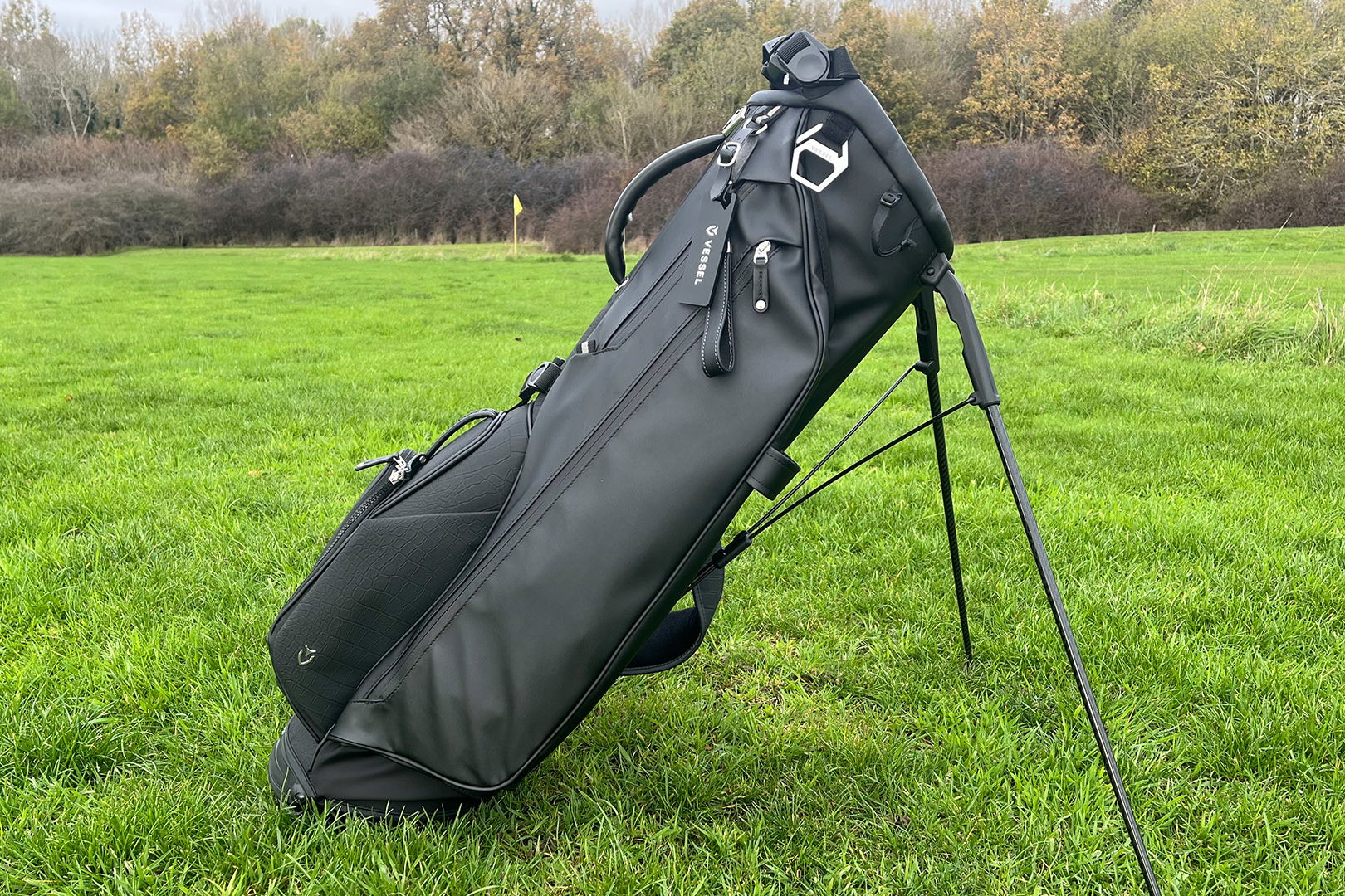 Vessel Lux Stand Bag