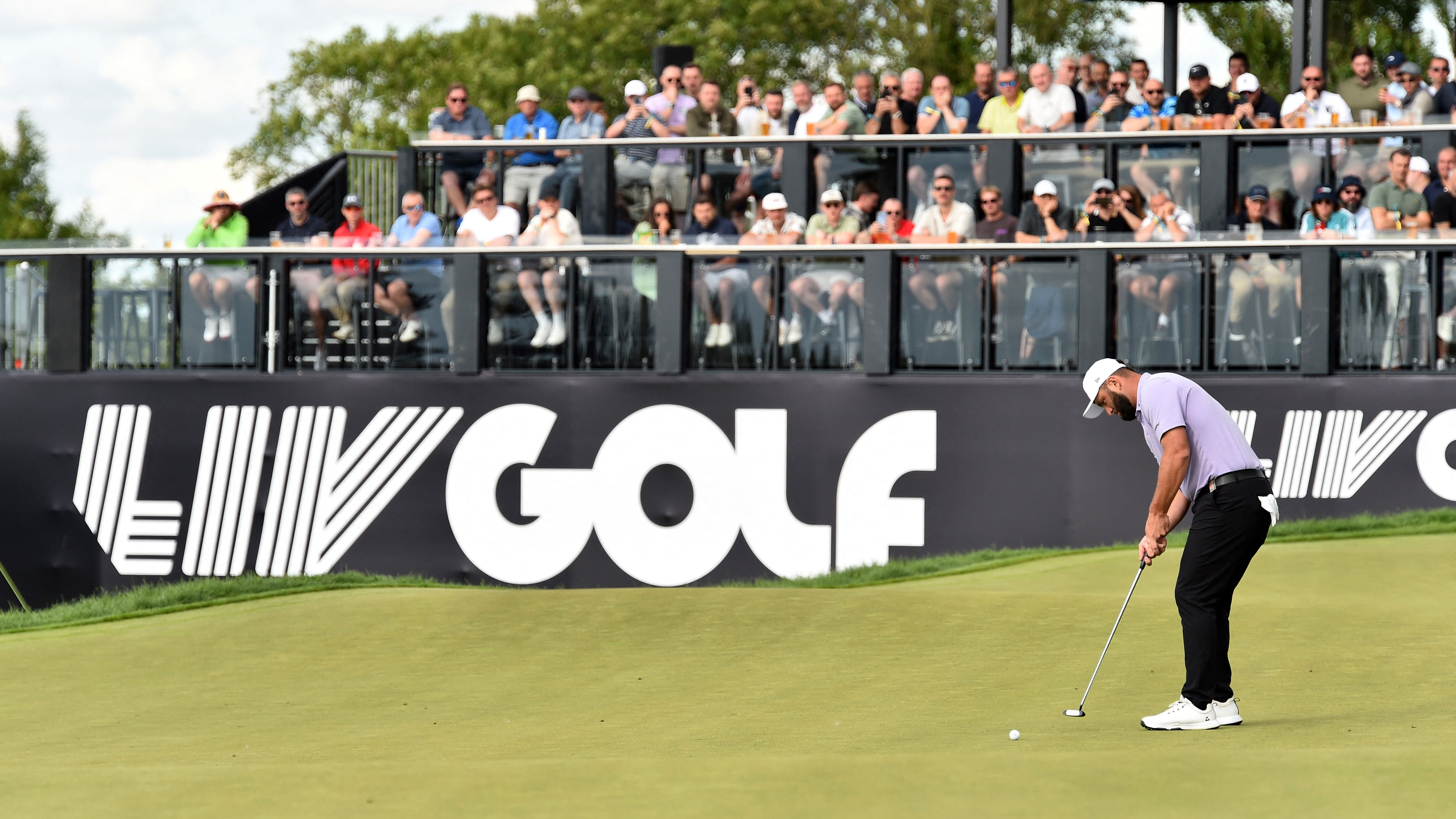 England's Eddie Pepperell has scrutinised Laurie Canter's decision to re-join LIV Golf