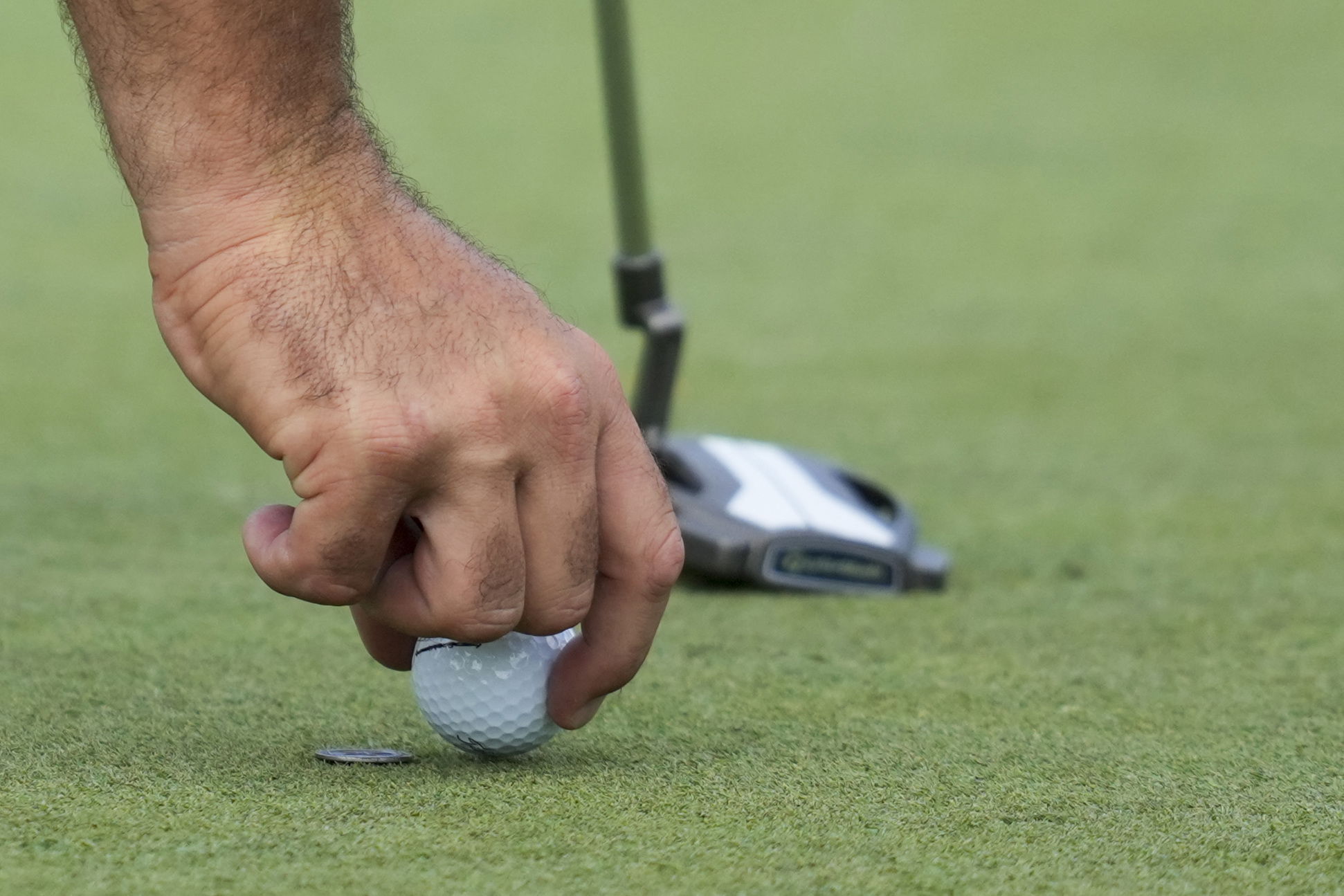 Sir Nick Faldo has weighed in on the golf ball rollback