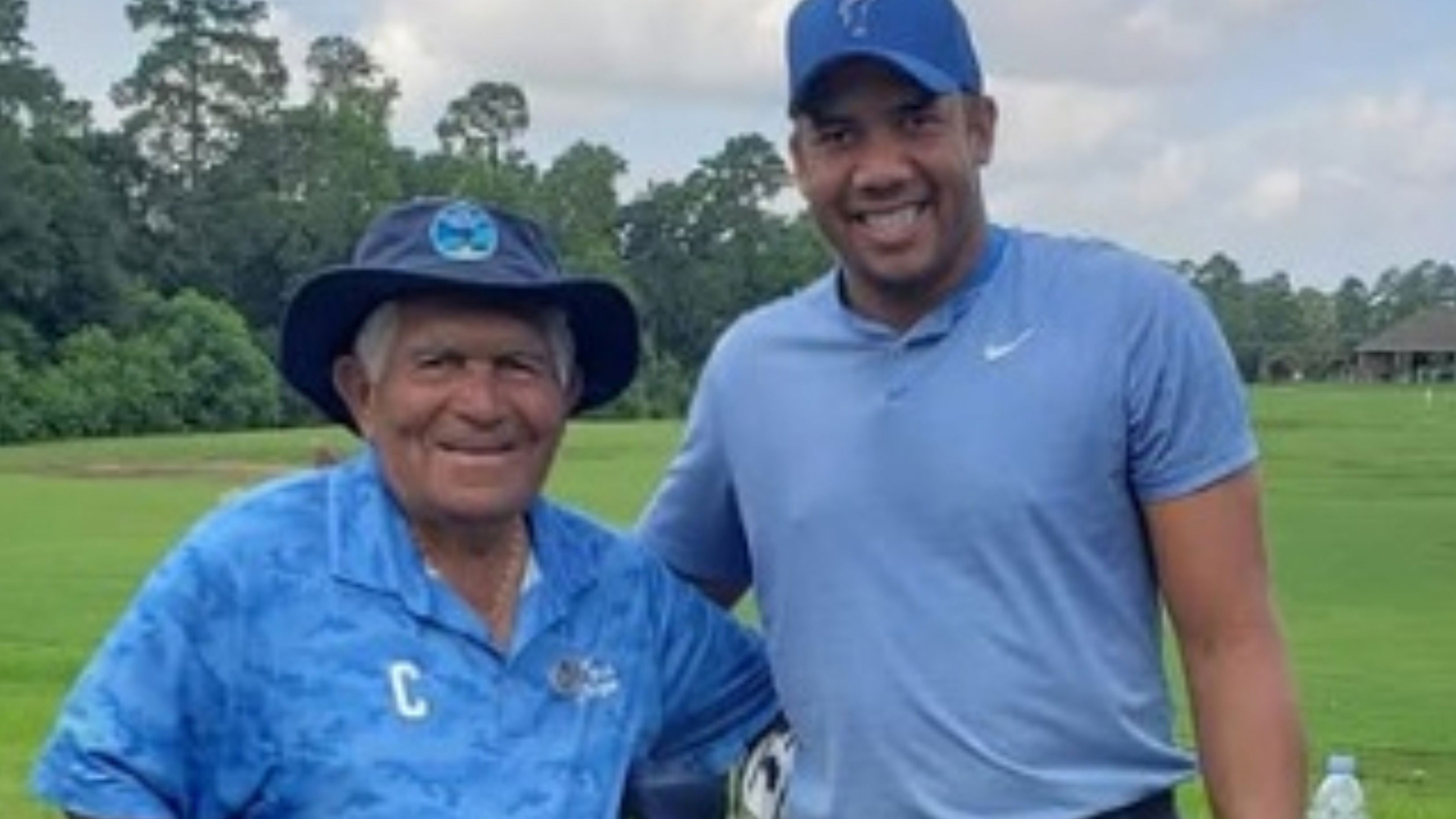 Betancourt with Vegas (Instagram: jhonattanvegas)