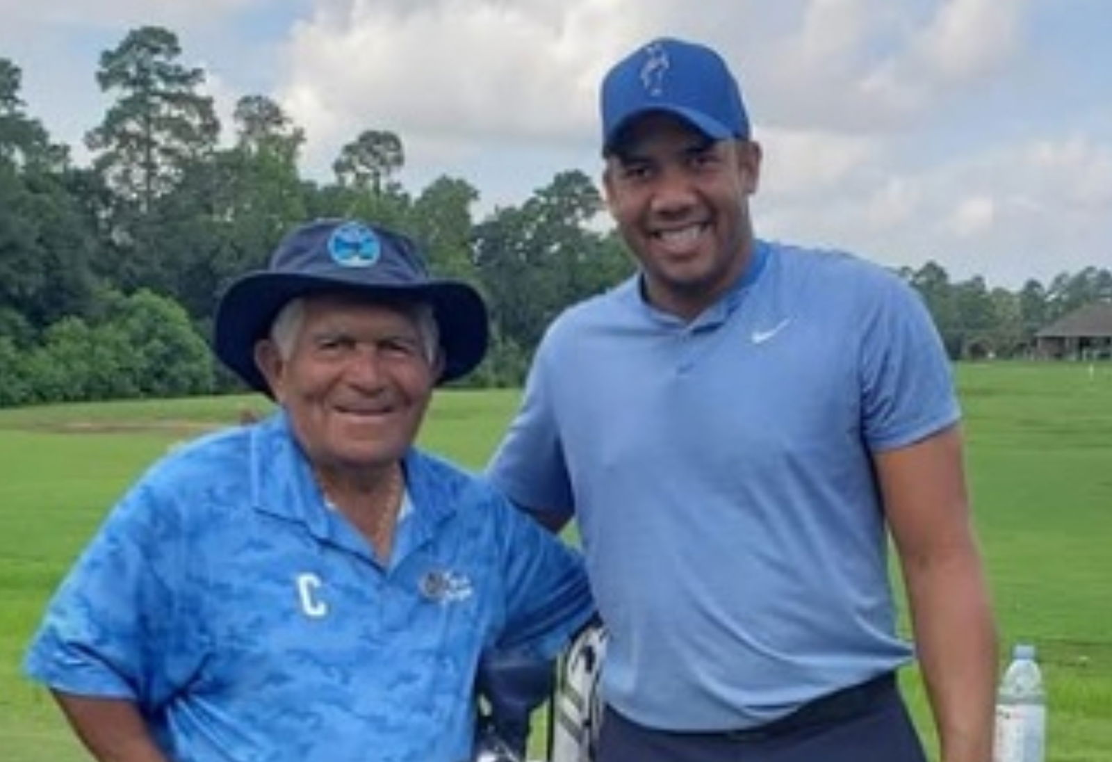 Betancourt with Vegas (Instagram: jhonattanvegas)