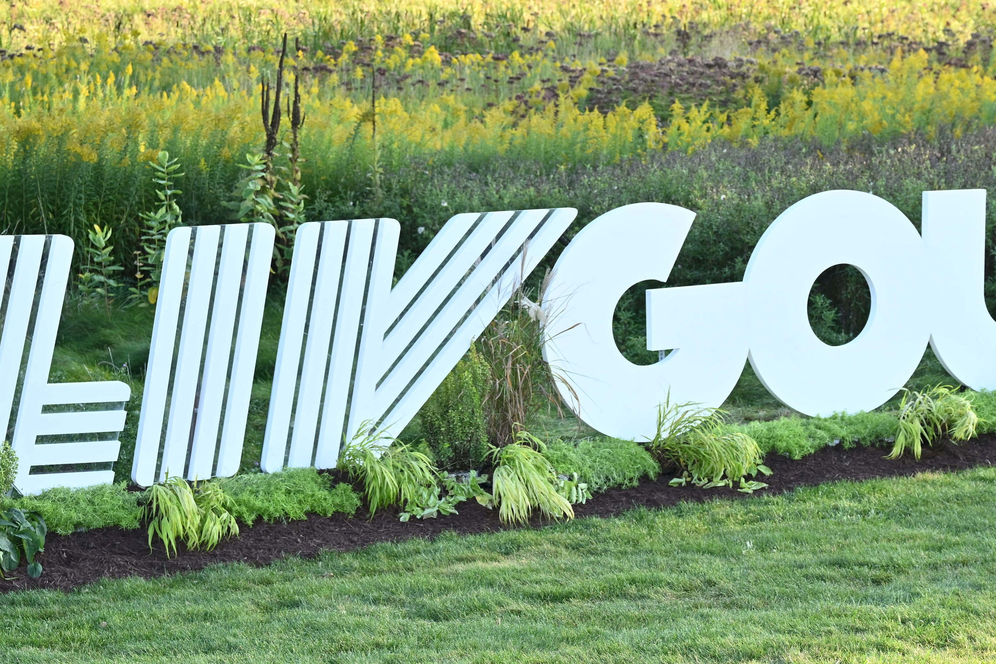 LIV Golf confirms all-new broadcast team