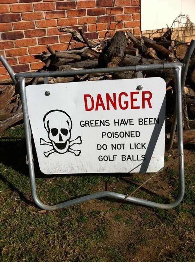#6: FUNNY GOLF SIGN