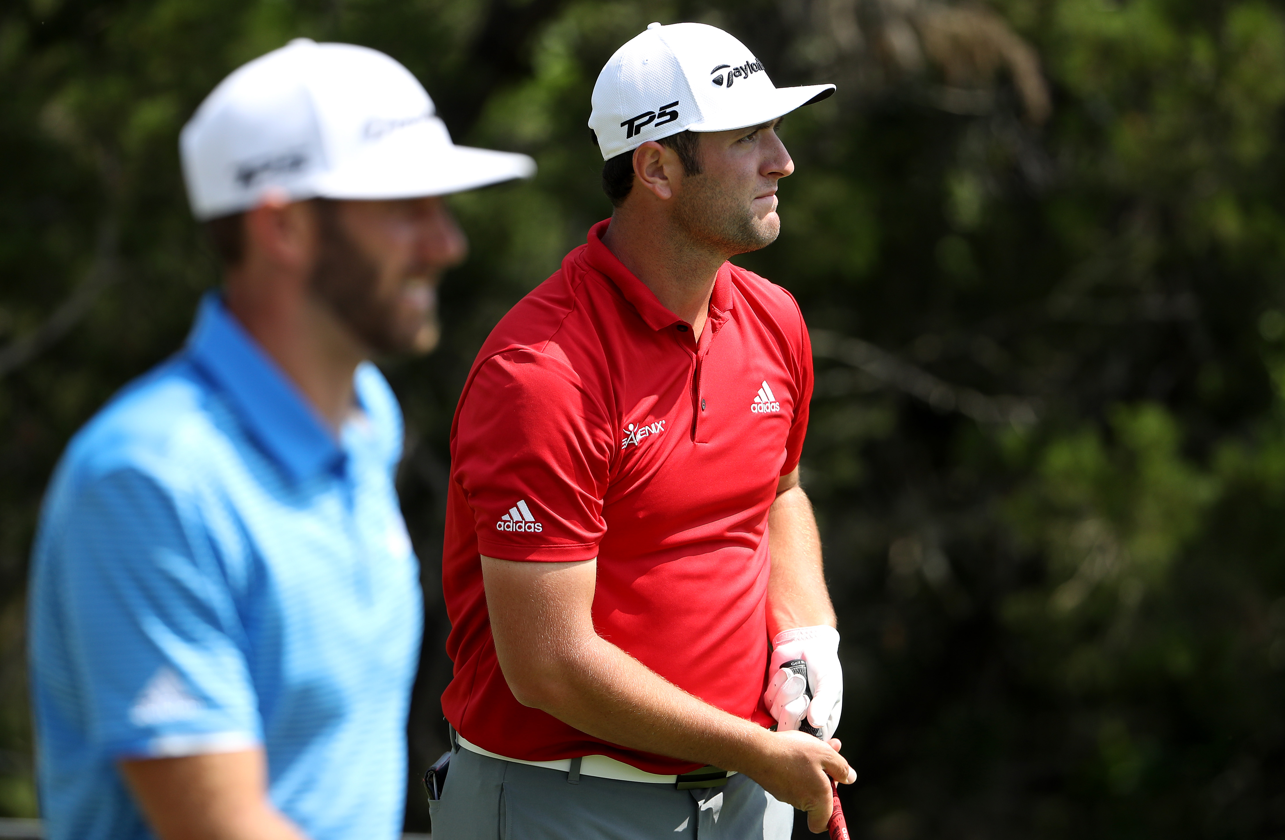 Mimic the swings of Dustin Johnson and Jon Rahm to completely stop fatting it