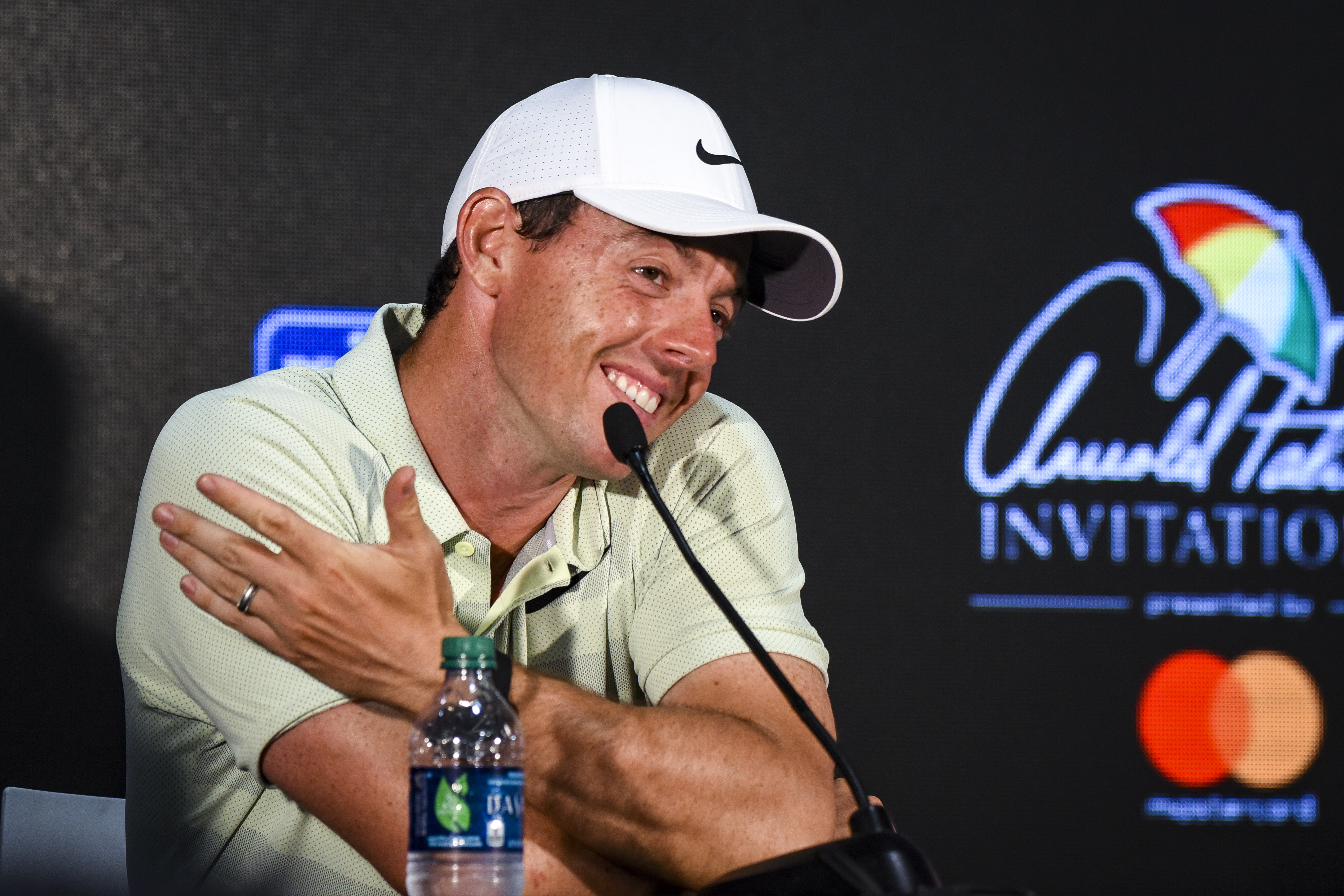 Rory McIlroy: PGA Tour needs to limit alcohol sales on the course