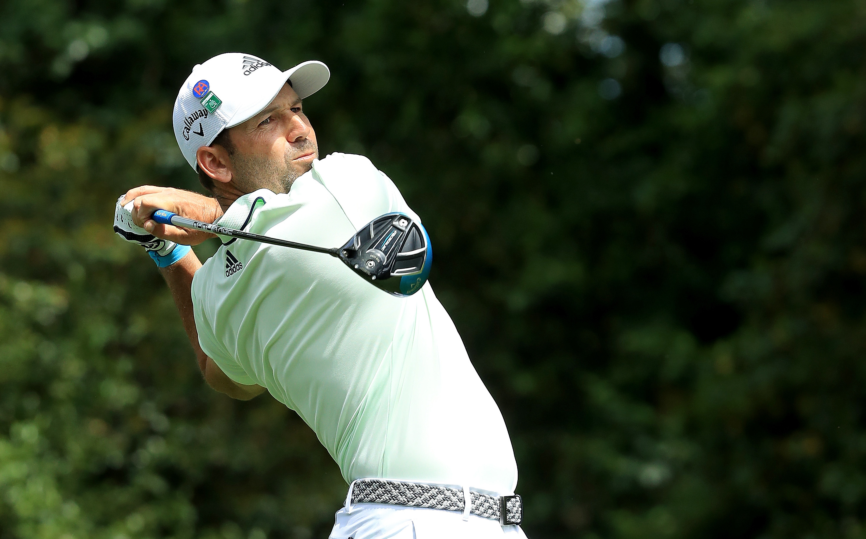 Sergio Garcia gets in strop, launches his Callaway Rogue driver in the trees!