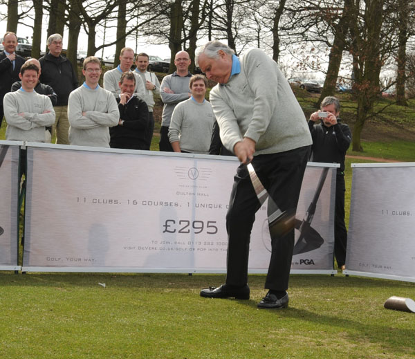 Peter Alliss tees off at Oulton Hall to launch the new De Vere Club scheme