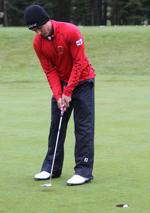 Practising the par-birdie game to improve his putting (Burghley Images)