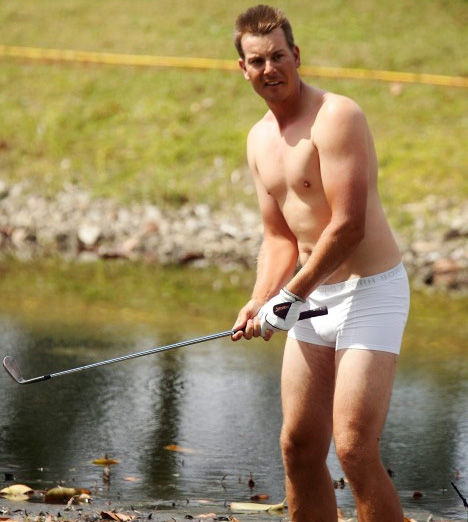 Henrik Stenson loses a bet. Maybe.
