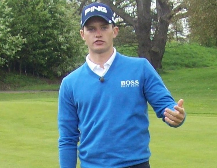 Lewis performs putting clinic at Hanbury Manor