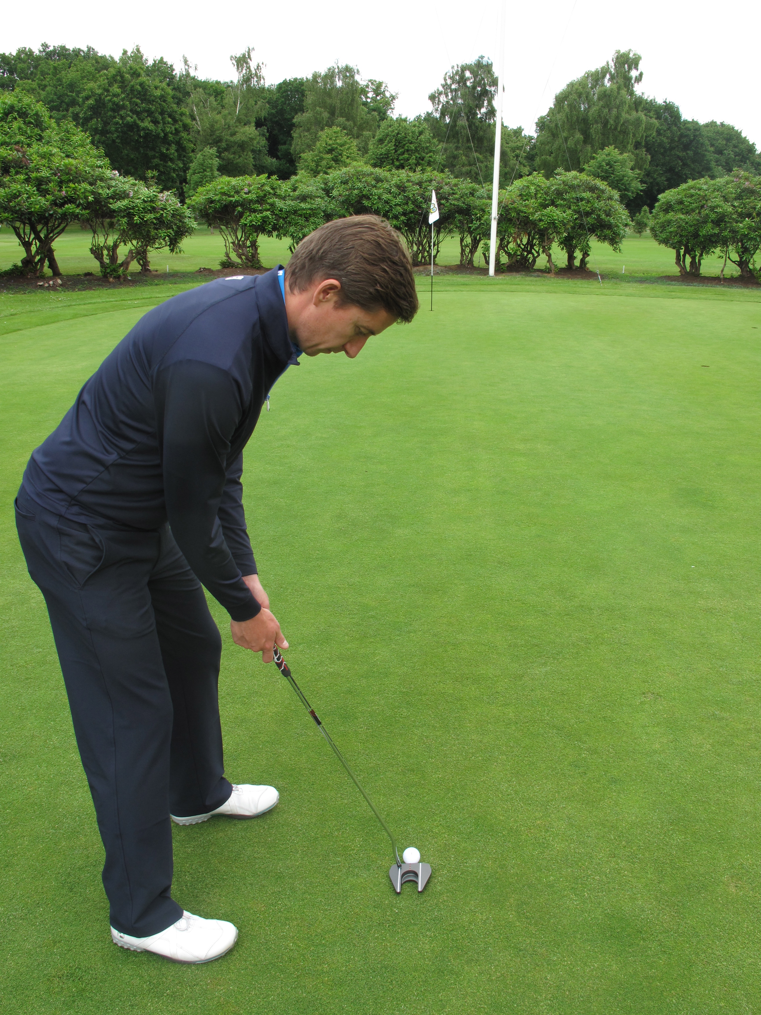 The long putt is one of golf's toughest challenges, so how do you play it?