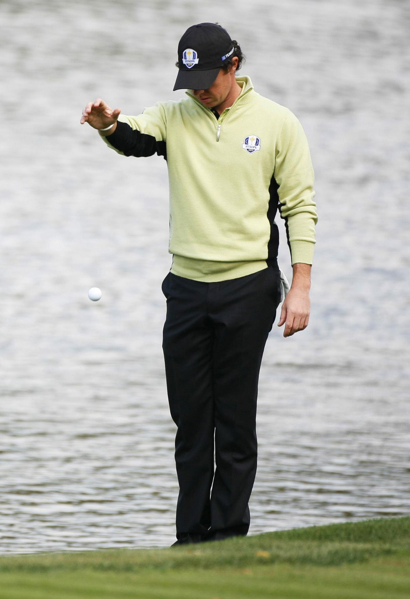 Golf Rule 26 Water hazards (including lateral water hazards) GolfMagic