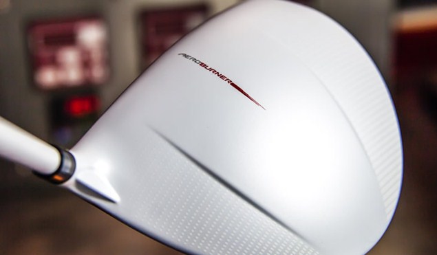 A new raised centre crown and 'aero' fin on the hosel improves clubhead speed