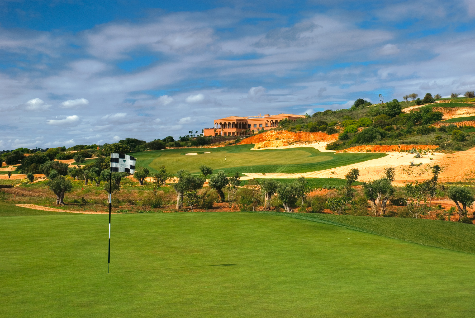 Sir Nick Faldo used the natural features to great effect at Amendoeira