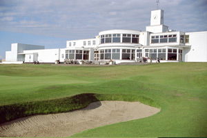 Golf and serenity at Tudor Park