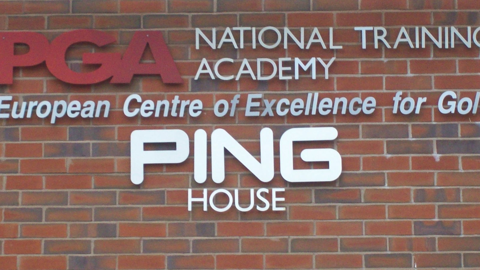 GM visits the PGA National Academy