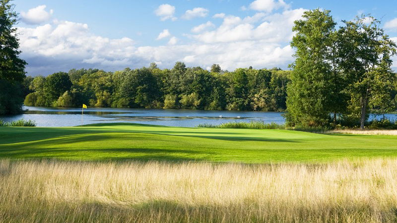 Bearwood Lakes: Bring plenty of balls!