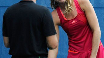 Garcia relaxes with tennis ace Hantuchova