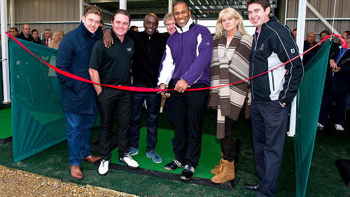 Ferdinand opens West London Golf Centre