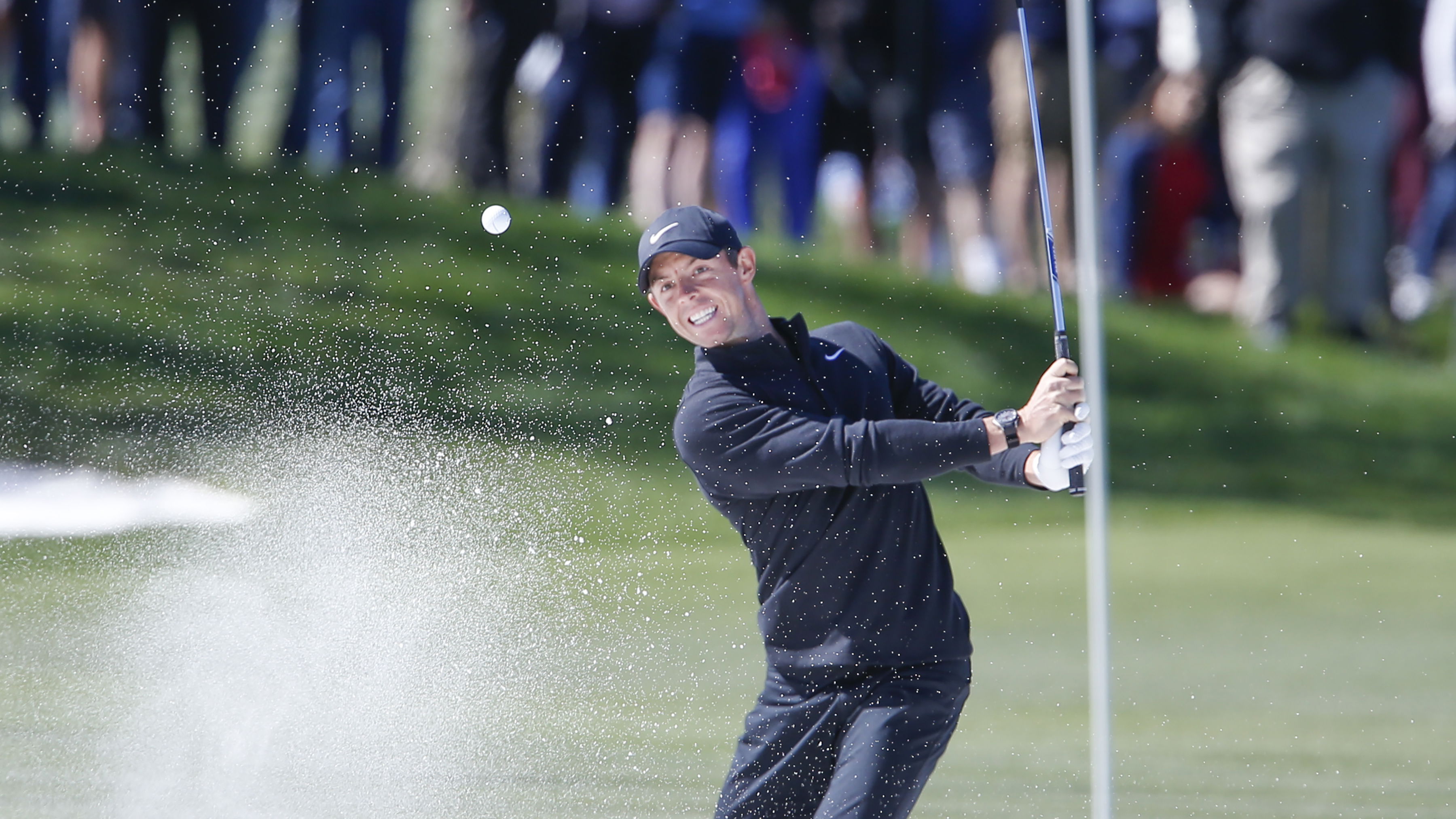 WATCH: Rory McIlroy explains his bunker technique