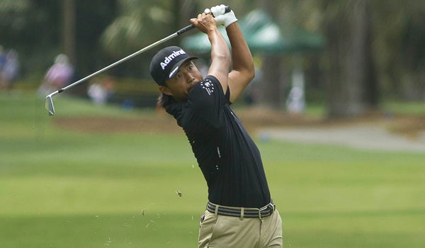 Golf fans react as Satoshi Kodaira holes AMAZING flop shot