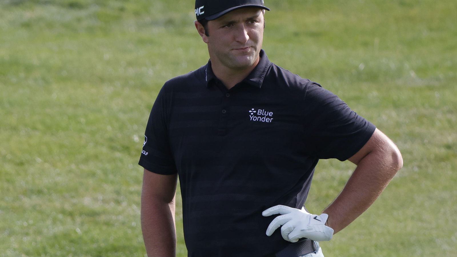Golf fans react as Eddie Pepperell responds to Jon Rahm's hope for forward tees 
