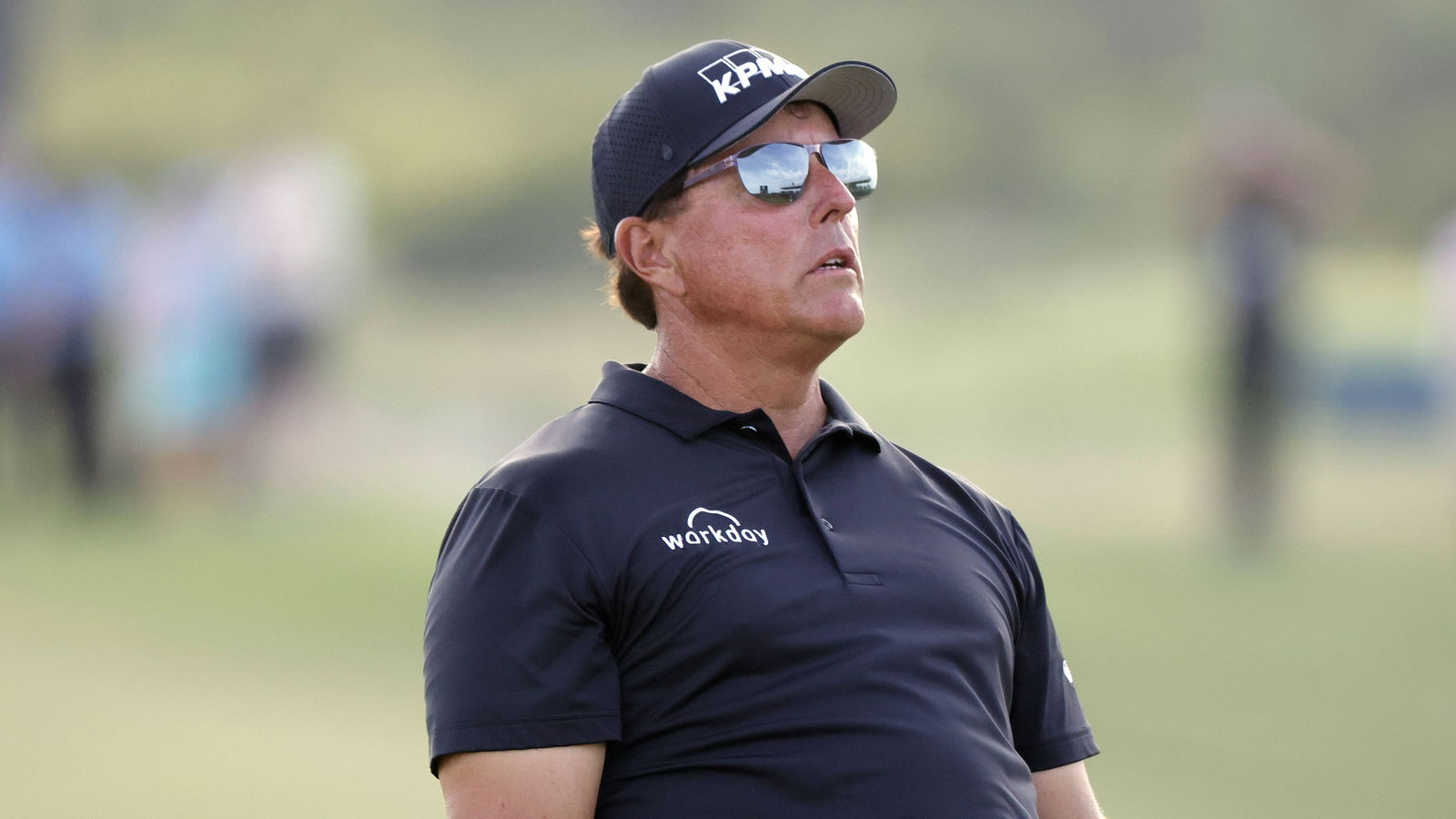 Phil Mickelson ARGUES with mechanical engineer over swing speeds on Twitter