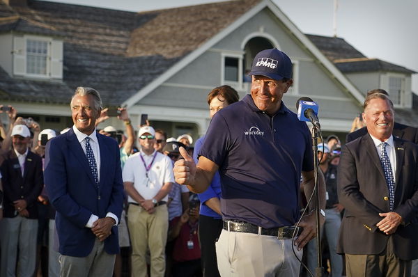 Golf fans react to Phil Mickelson's tweet on his wife's BIRTHDAY