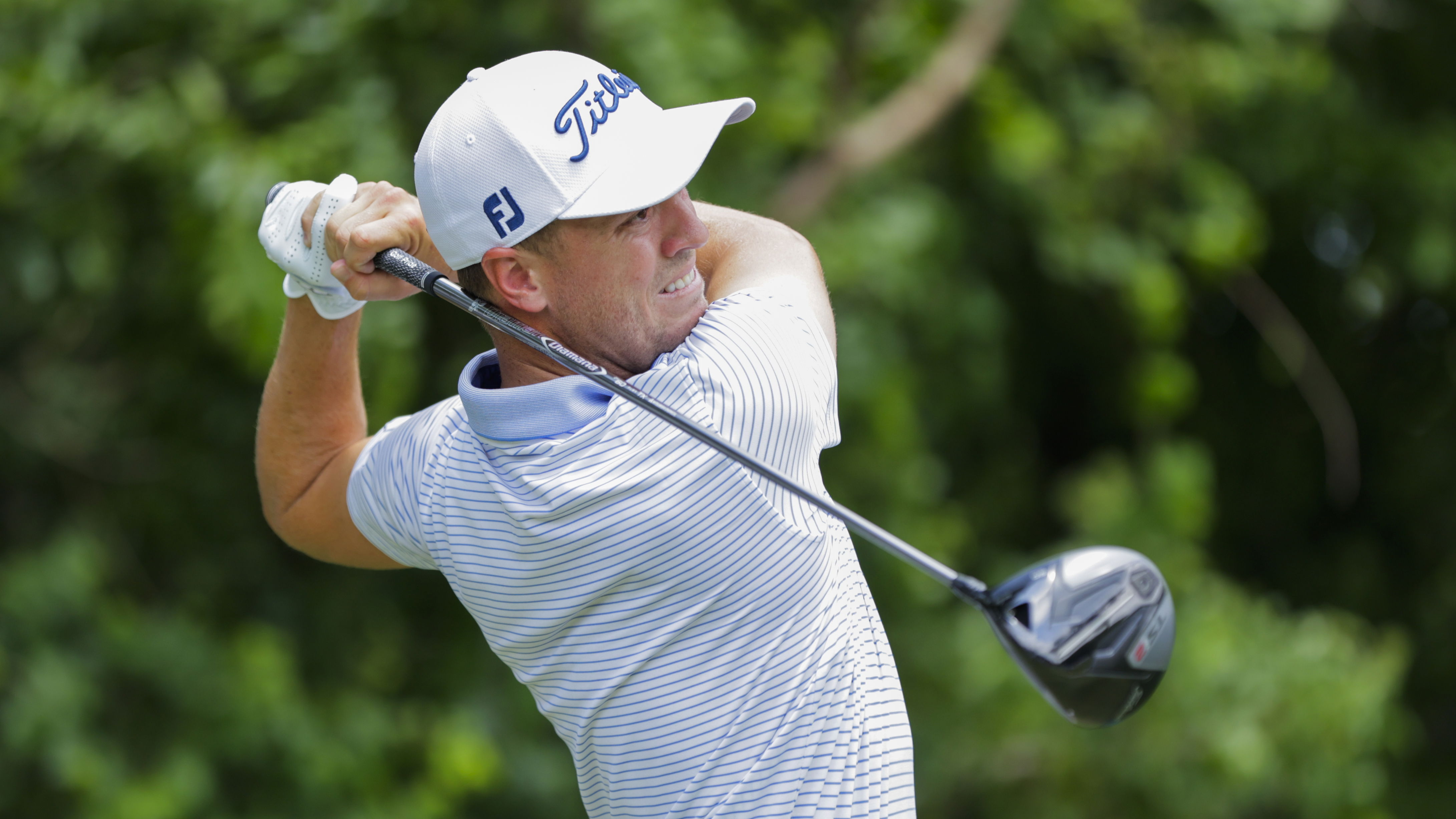 Should more professionals follow the example set by Justin Thomas?