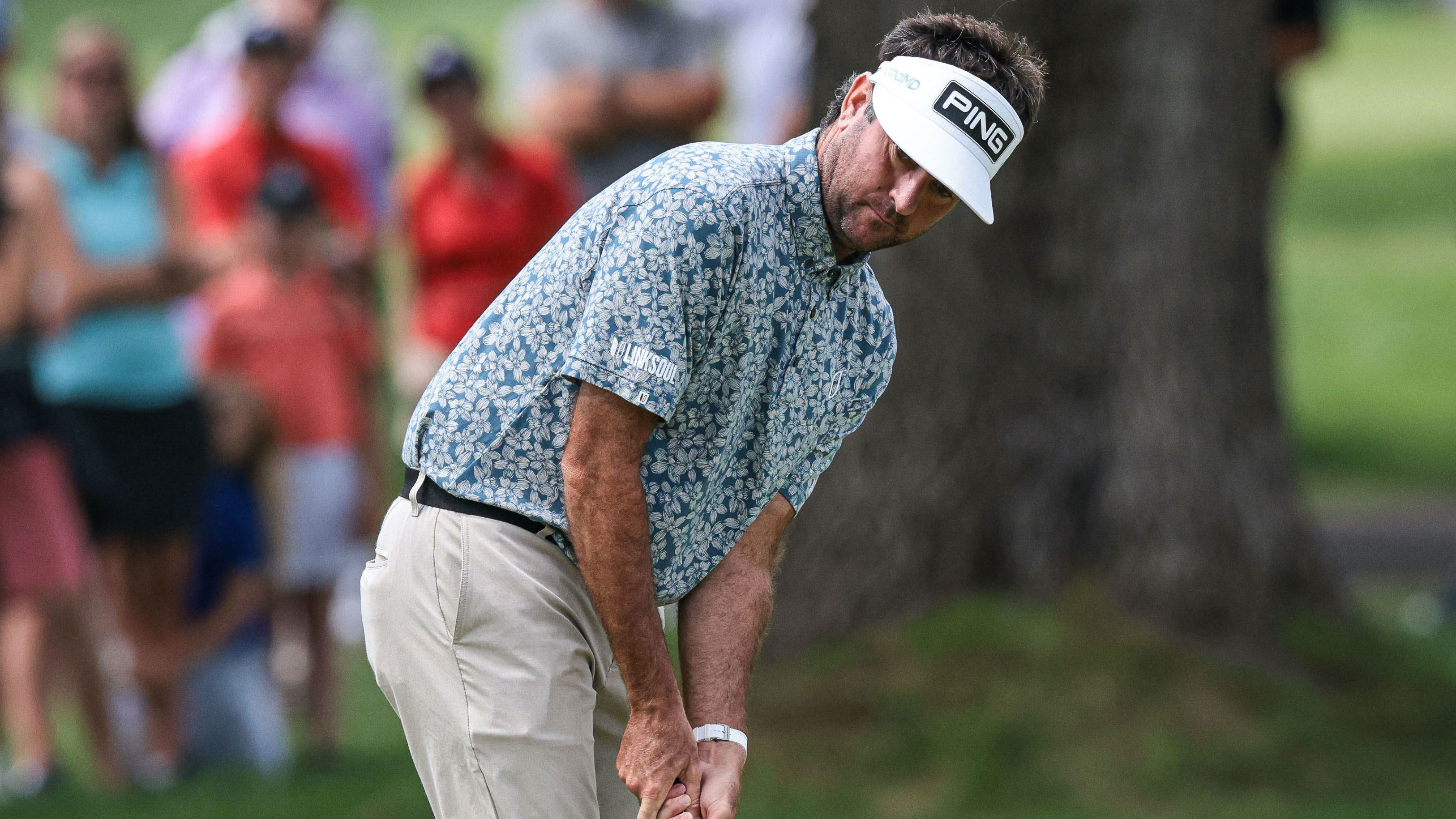 Bubba Watson IMPLODES at Travelers Championship, playing back-nine in 41 shots!